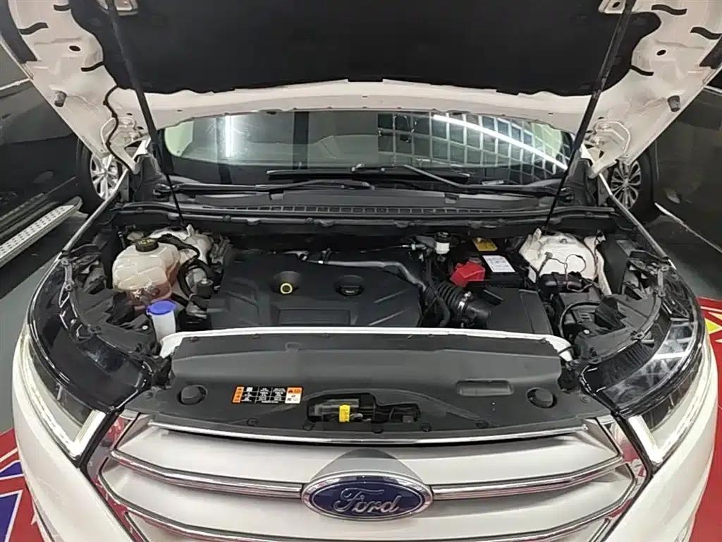 Edge 2015 2.0T GTDi AWD Luxury Edition — миниатюра 10