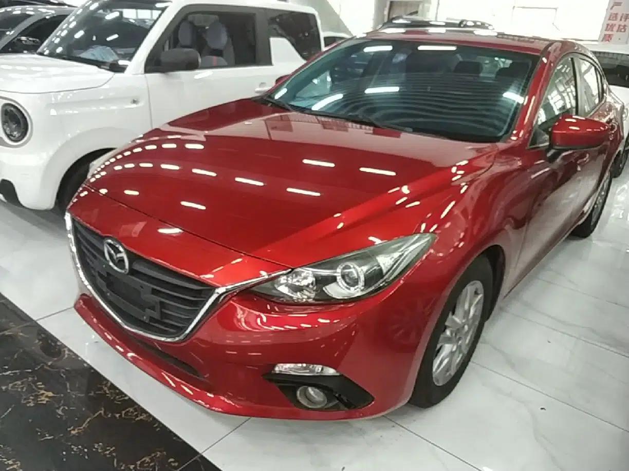 Mazda 3 Axela 2016 Sedan 1.5L Automatic Luxury Model — миниатюра 1