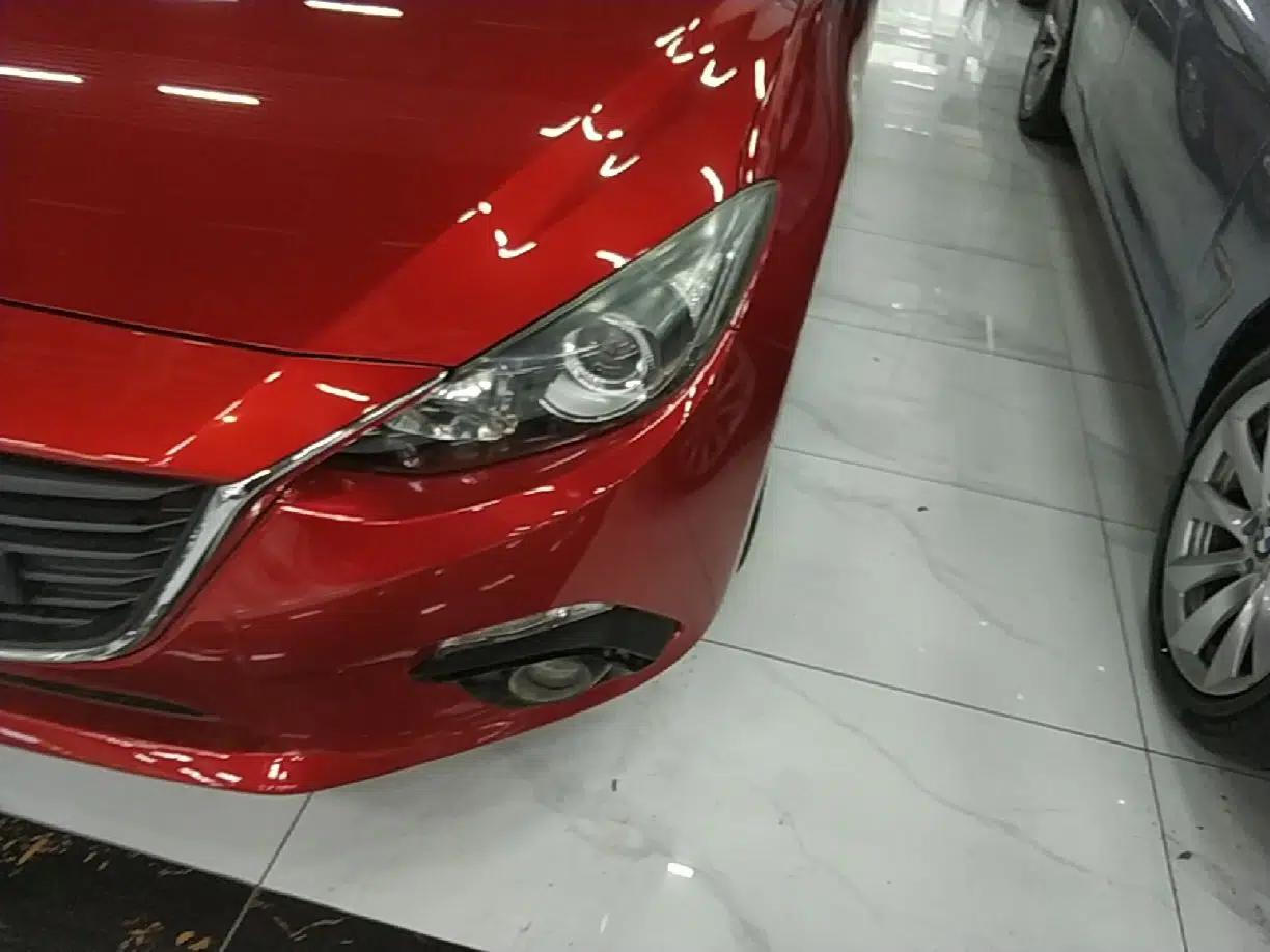 Mazda 3 Axela 2016 Sedan 1.5L Automatic Luxury Model — миниатюра 5