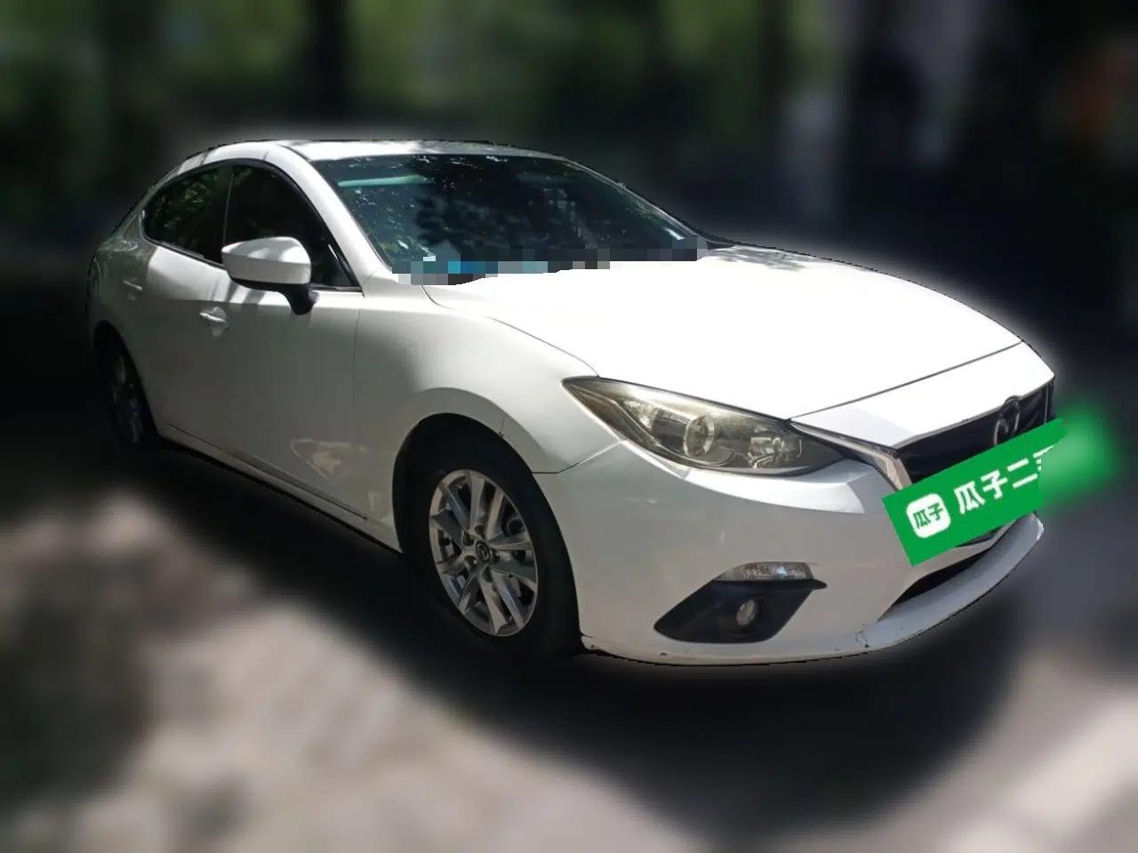 Mazda 3 Axela 2014 Sedan 1.5L Automatic Luxury Model — миниатюра 3