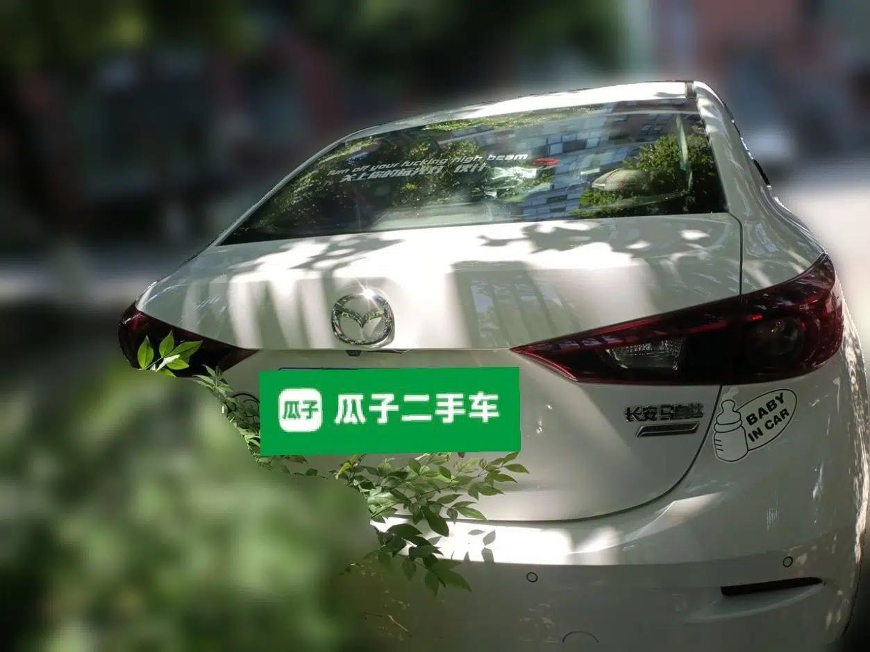 Mazda 3 Axela 2014 Sedan 1.5L Automatic Luxury Model — миниатюра 5