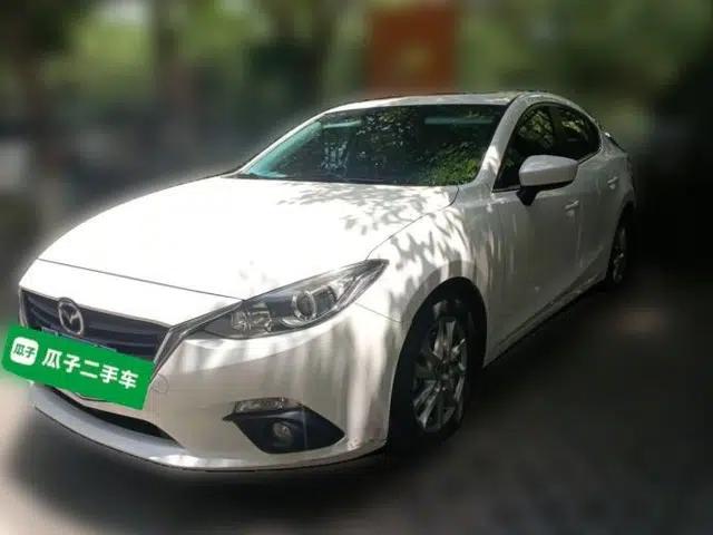 Mazda 3 Axela 2014 Sedan 1.5L Automatic Luxury Model