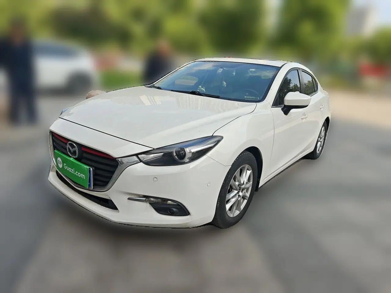 Mazda 3 Axela 2017 Sedan 1.5L Automatic Luxury Model Emission Standard China V — миниатюра 1