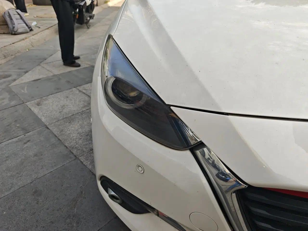 Mazda 3 Axela 2017 Sedan 1.5L Automatic Luxury Model Emission Standard China V — миниатюра 7