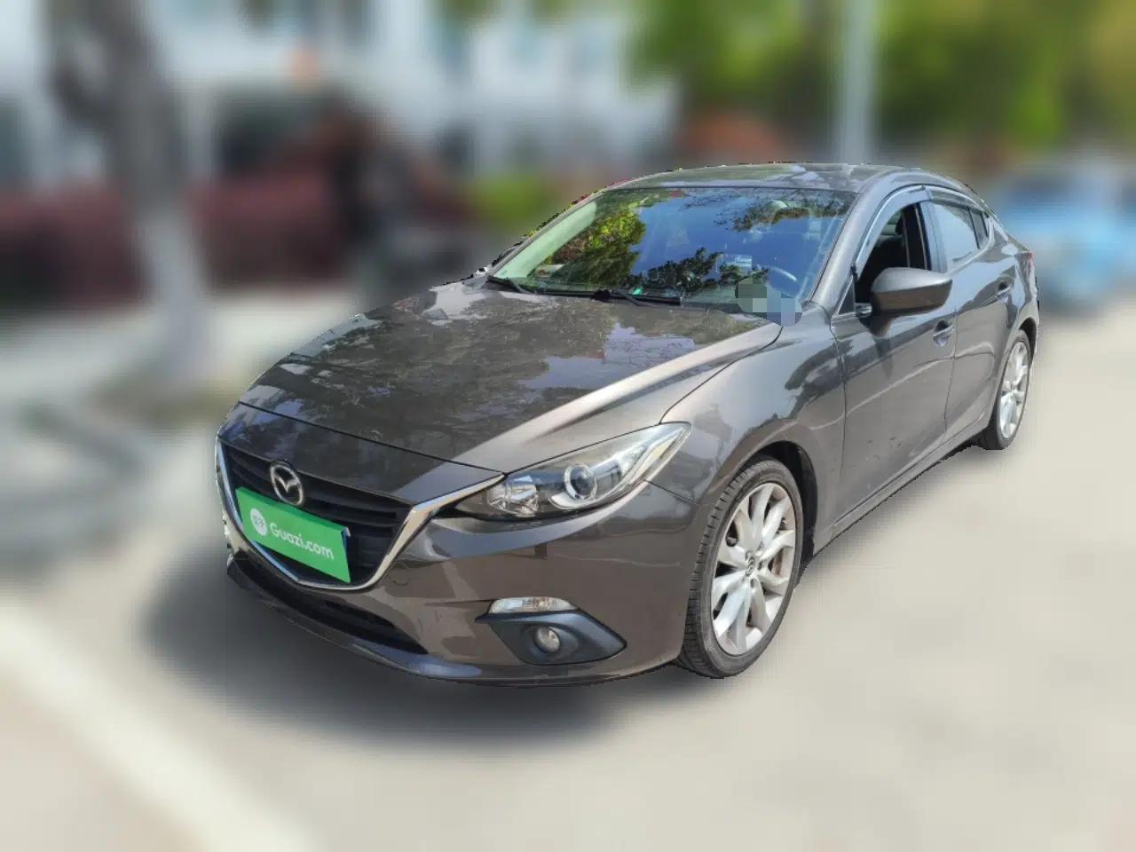 Mazda 3 Axela 2014 Sedan 2.0L Automatic Sport Model — миниатюра 1