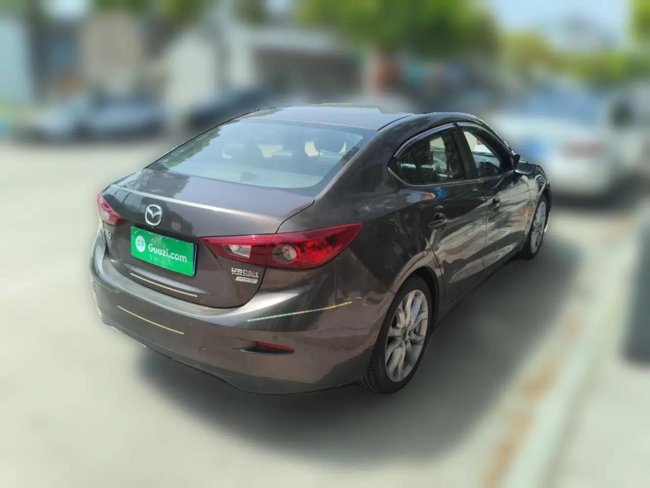 Mazda 3 Axela 2014 Sedan 2.0L Automatic Sport Model — миниатюра 6