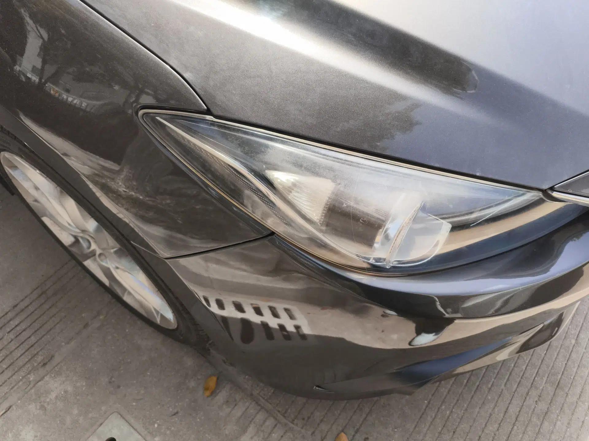 Mazda 3 Axela 2014 Sedan 2.0L Automatic Sport Model — миниатюра 7
