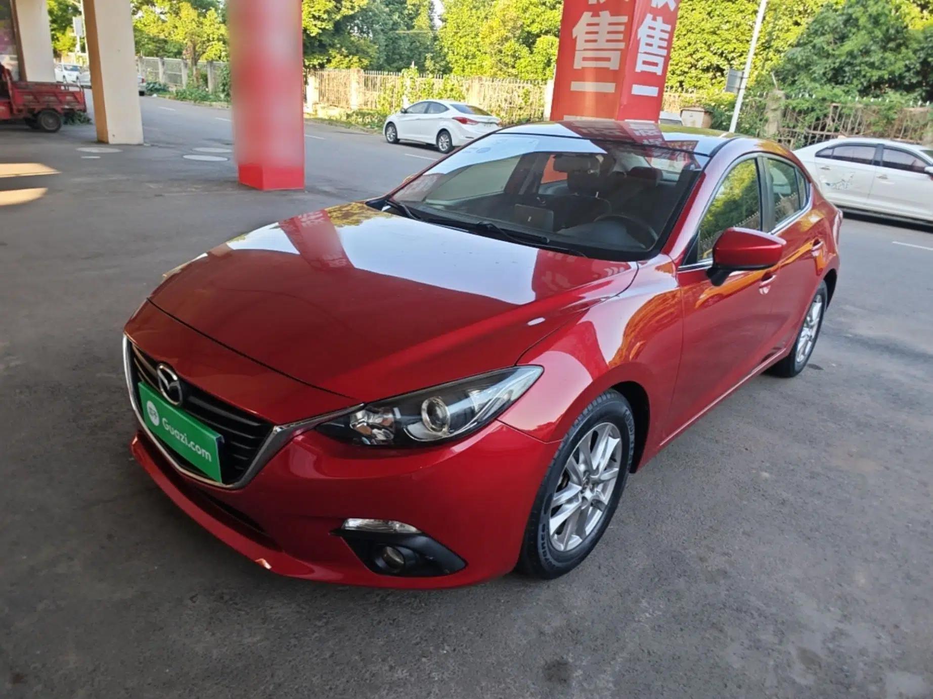 Mazda 3 Axela 2016 Sedan 1.5L Manual Comfort Model — миниатюра 1