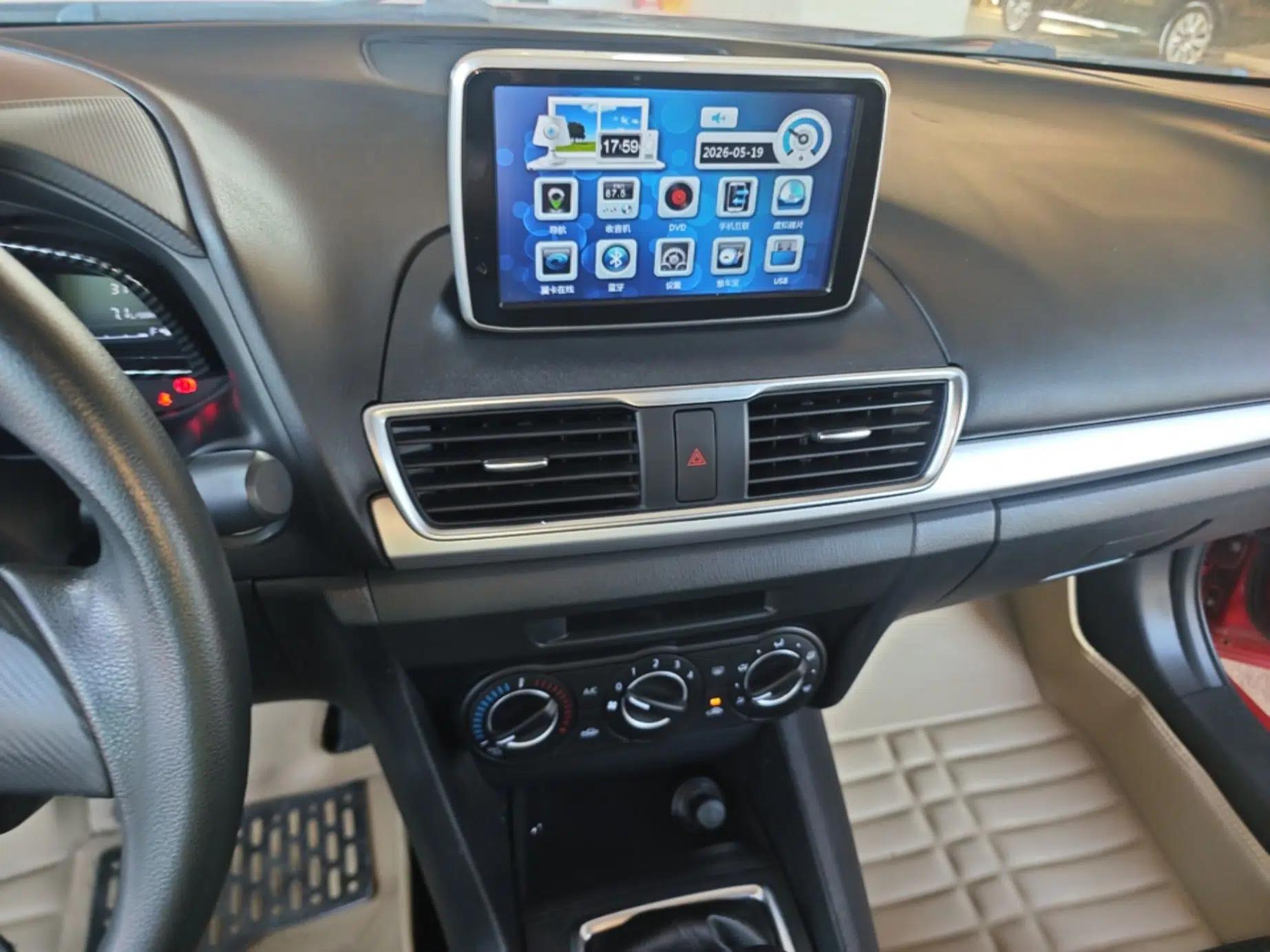 Mazda 3 Axela 2016 Sedan 1.5L Manual Comfort Model — миниатюра 16