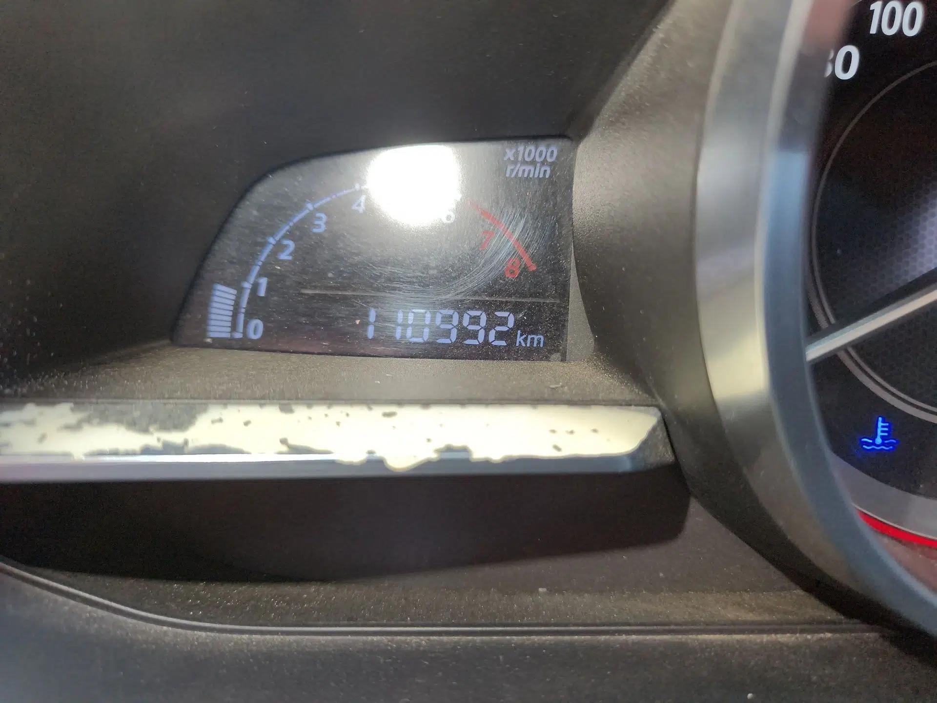 Mazda 3 Axela 2014 Hatchback 1.5L Manual Comfort Model — миниатюра 11