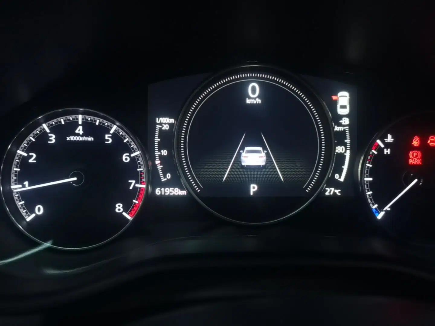 Mazda 3 Axela 2020 1.5L Automatic ZhiMei Edition — миниатюра 15
