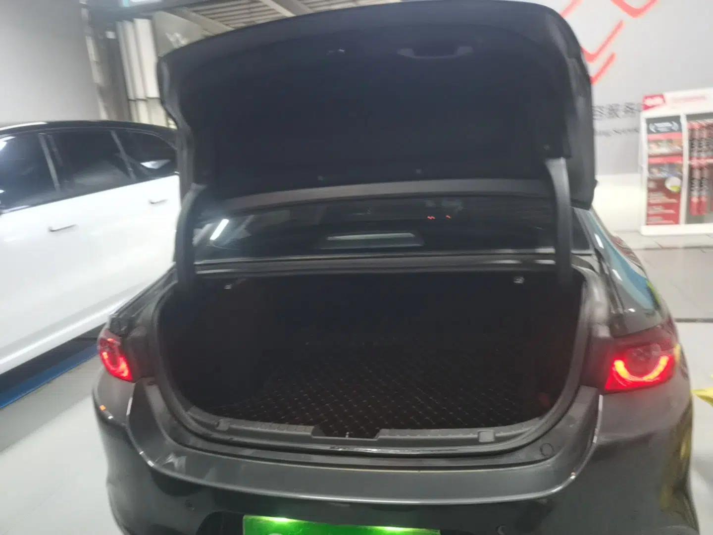 Mazda 3 Axela 2020 1.5L Automatic ZhiMei Edition — миниатюра 22