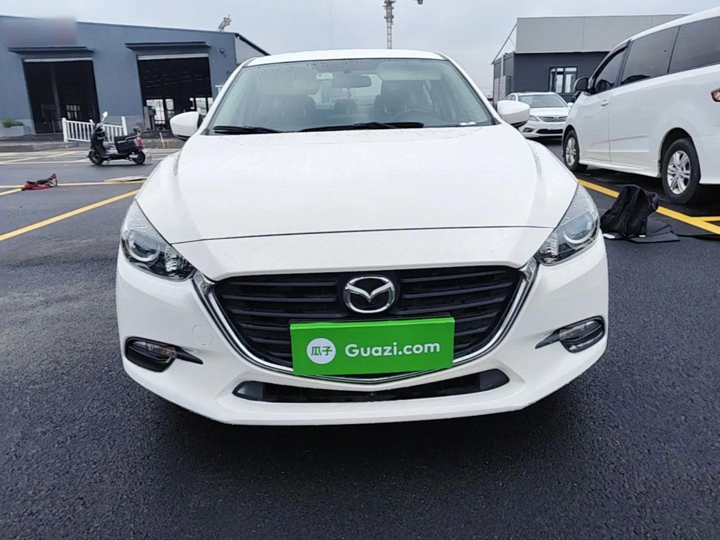 Mazda 3 Axela 2017 Sedan 1.5L Automatic Comfort Model Emission Standard China V — миниатюра 2