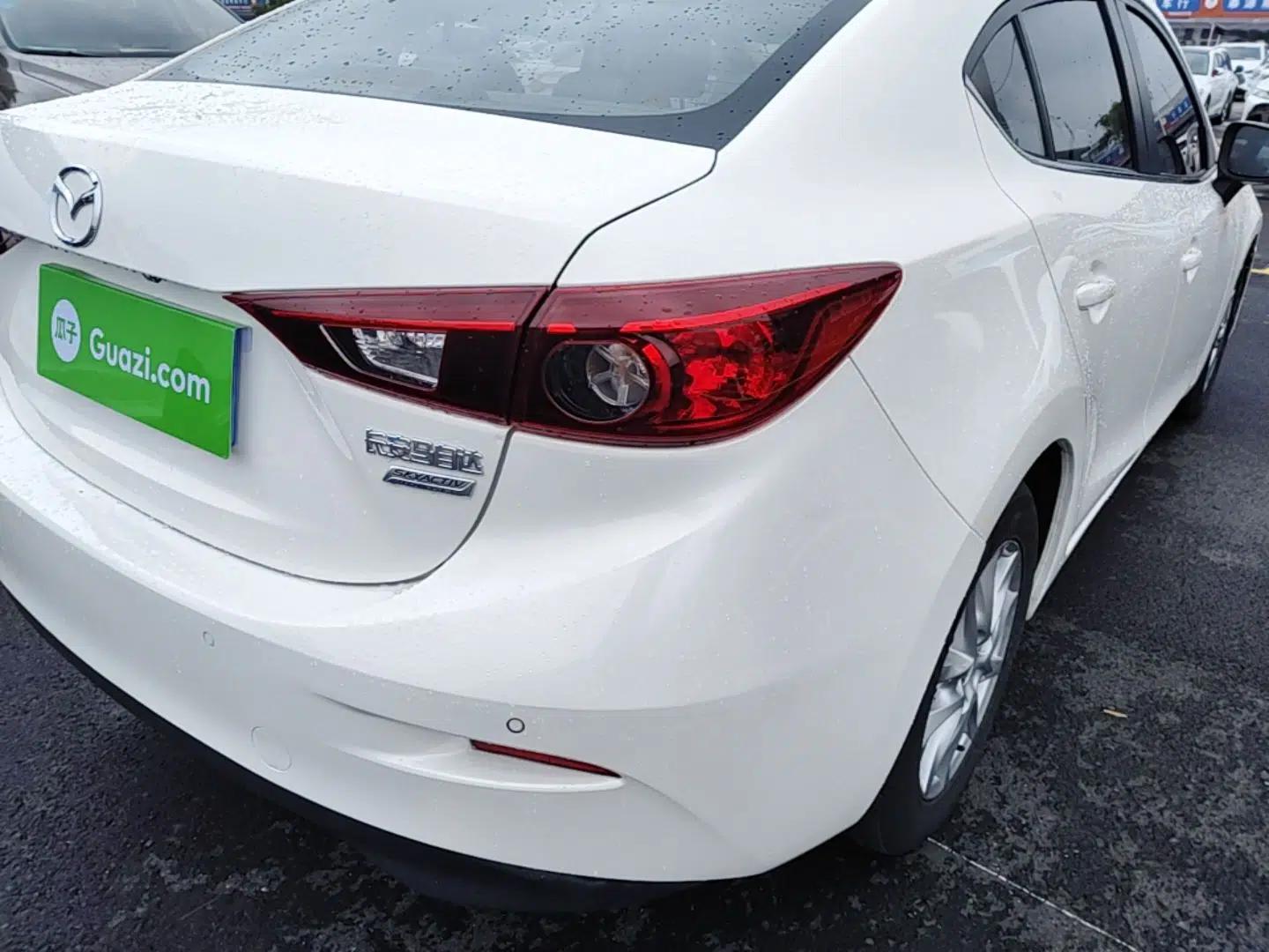 Mazda 3 Axela 2017 Sedan 1.5L Automatic Comfort Model Emission Standard China V — миниатюра 7