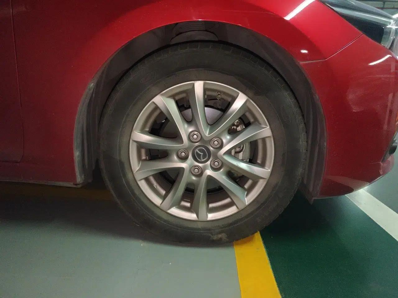 Mazda 3 Axela 2017 Sedan 1.5L Automatic Luxury Model Emission Standard China V — миниатюра 5