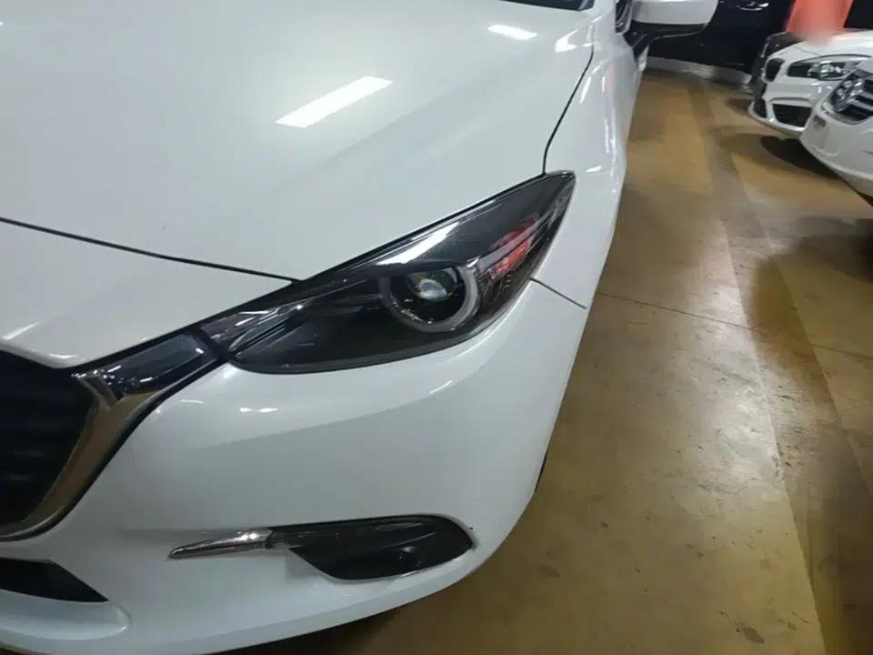 Mazda 3 Axela 2019 Cloud-Controlled Sedan 1.5L Automatic Luxury Model China VI Standard — миниатюра 9