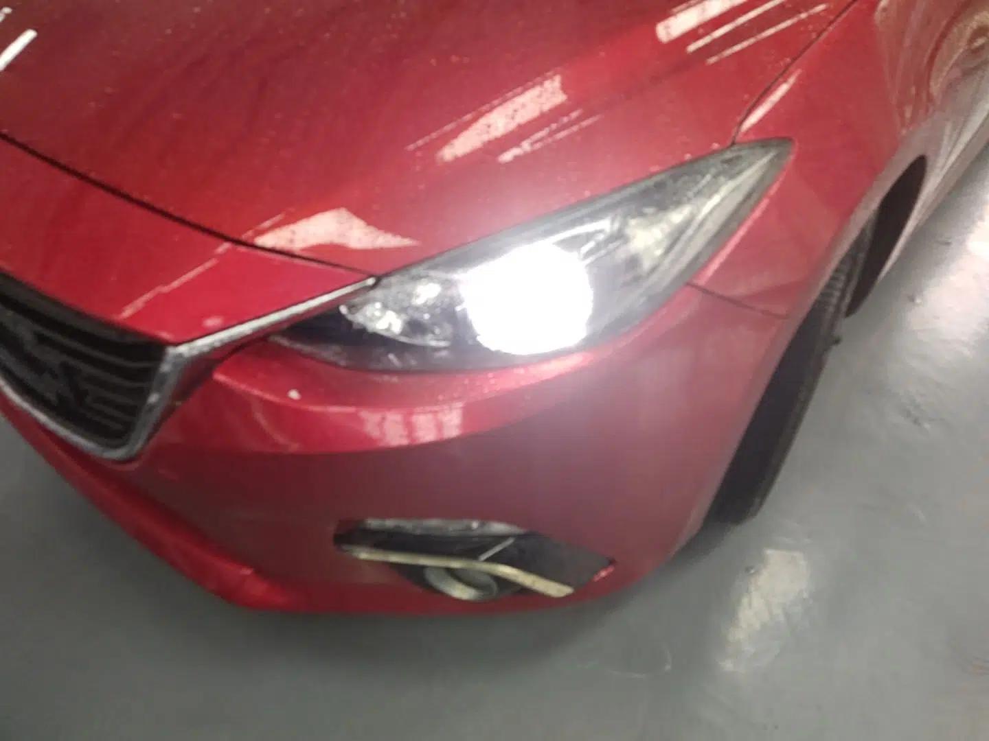 Mazda 3 Axela 2014 Sedan 2.0L Automatic Sport Model — миниатюра 2
