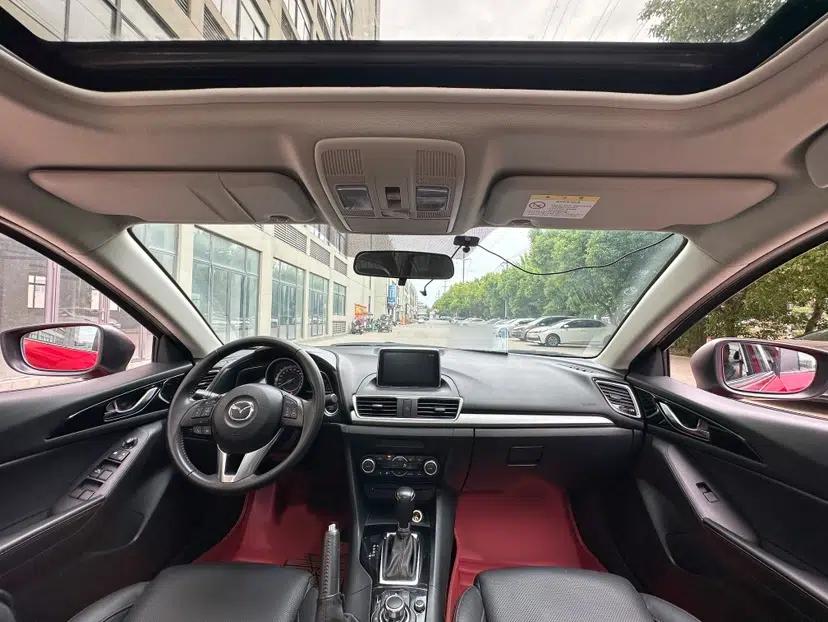 Mazda 3 Axela 2014 Sedan 2.0L Automatic Sport Model — миниатюра 21