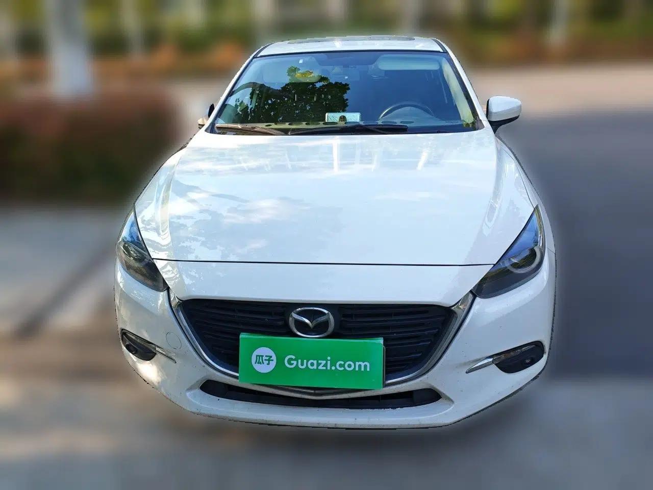 Mazda 3 Axela 2019 Cloud-Controlled Version Hatchback 2.0L Automatic Luxury Model China VI Standard — миниатюра 2
