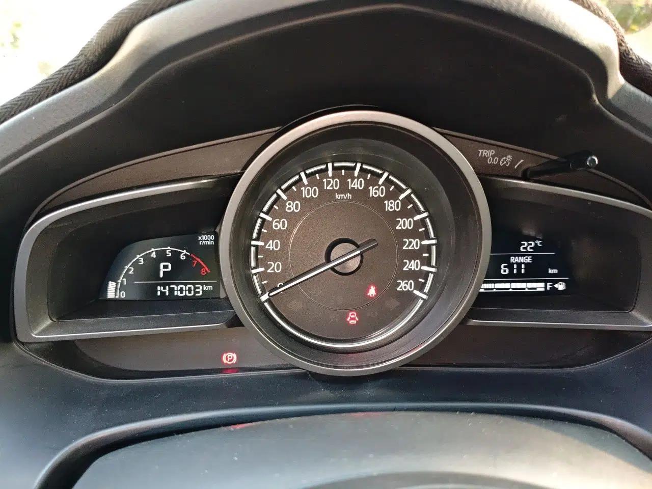 Mazda 3 Axela 2019 Cloud-Controlled Version Hatchback 2.0L Automatic Luxury Model China VI Standard — миниатюра 12