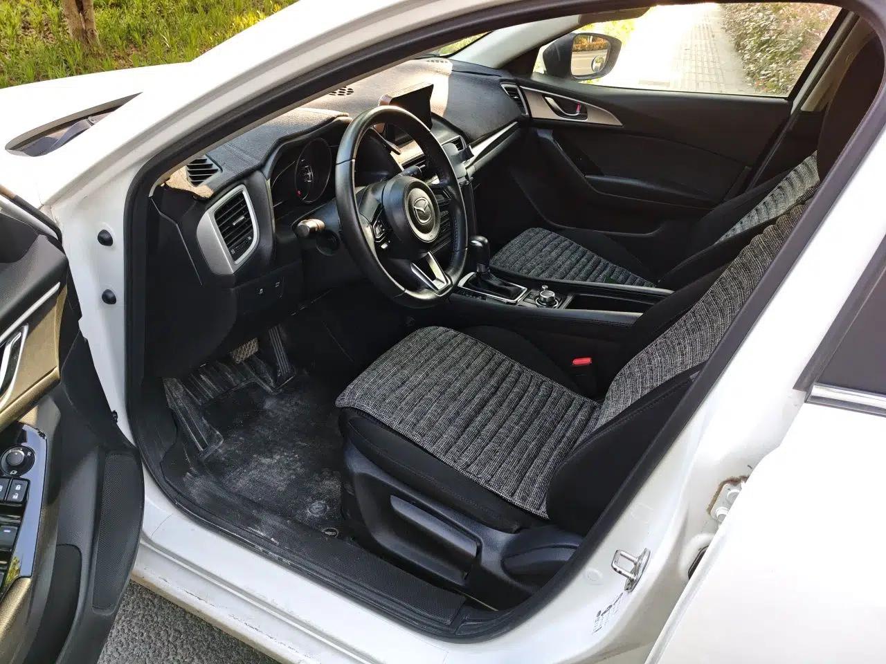 Mazda 3 Axela 2019 Cloud-Controlled Version Hatchback 2.0L Automatic Luxury Model China VI Standard — миниатюра 17