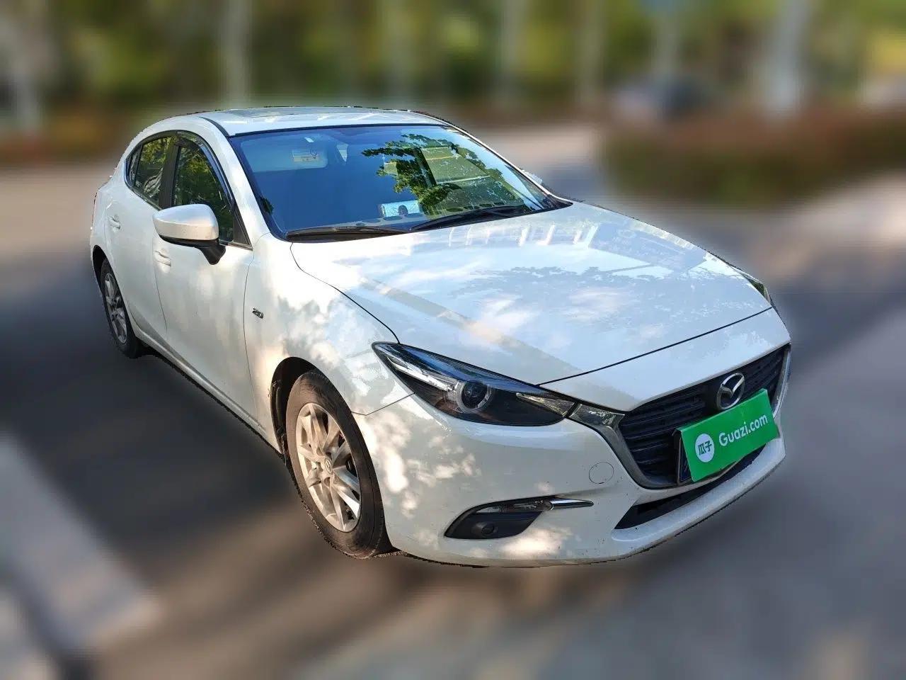 Mazda 3 Axela 2019 Cloud-Controlled Version Hatchback 2.0L Automatic Luxury Model China VI Standard — миниатюра 3