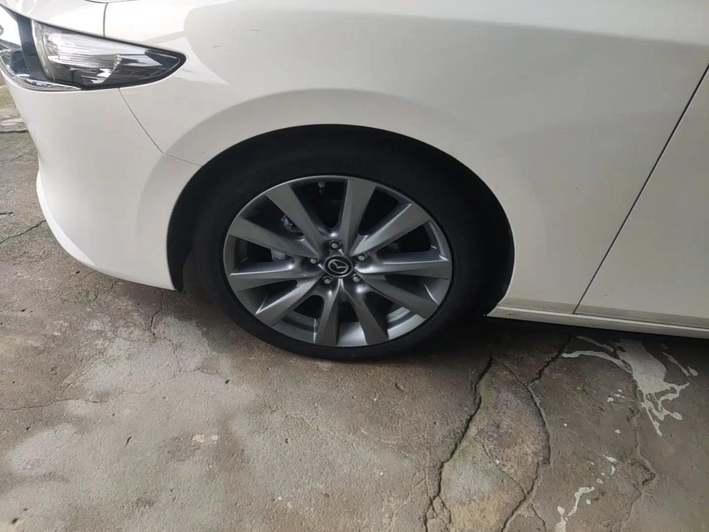 Mazda 3 Axela 2023 2.0L Automatic ZhiXuan Edition — миниатюра 8