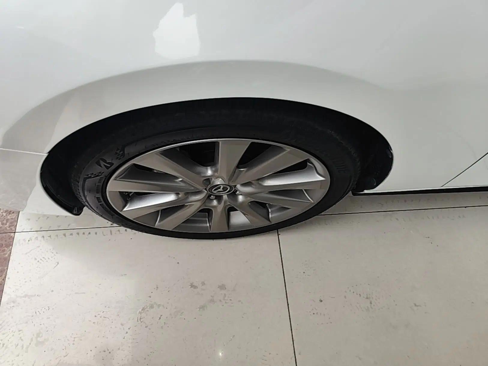 Mazda 3 Axela 2020 2.0L Automatic Zhiya Edition — миниатюра 9