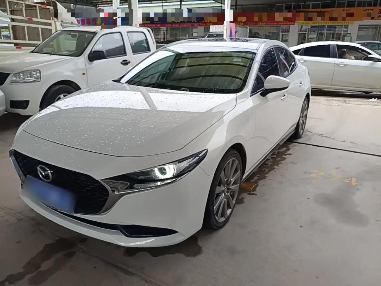 Mazda 3 Axela 2021 2.0L Automatic Zhiyao Edition — миниатюра 1