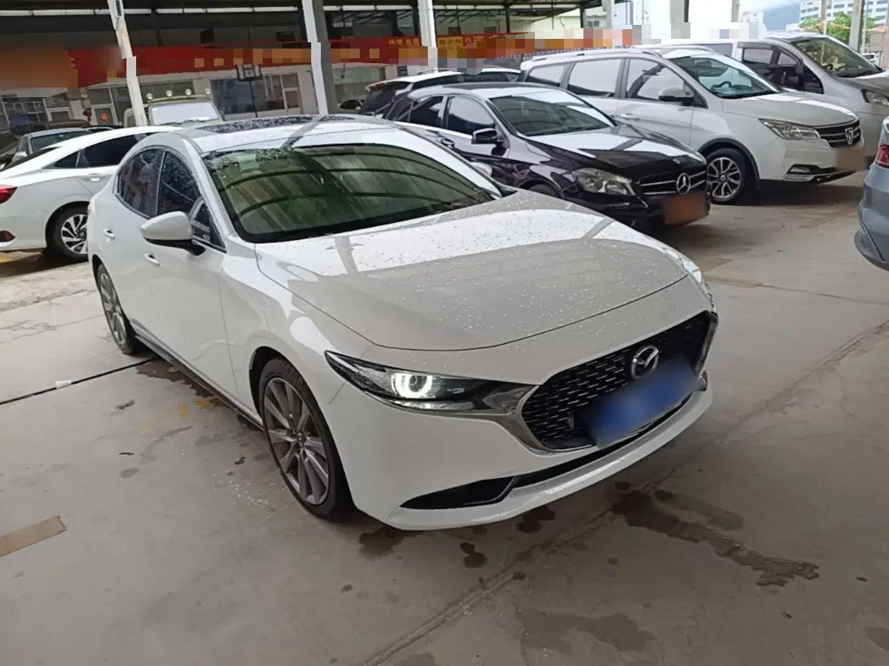 Mazda 3 Axela 2021 2.0L Automatic Zhiyao Edition — миниатюра 3