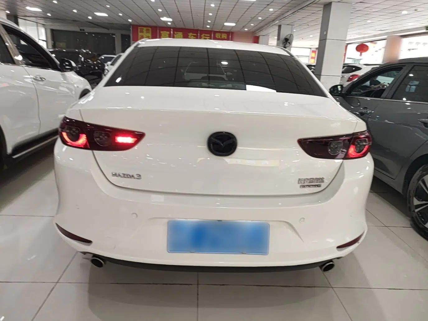 Mazda 3 Axela 2022 2.0L Automatic ZhiXuan Edition — миниатюра 5