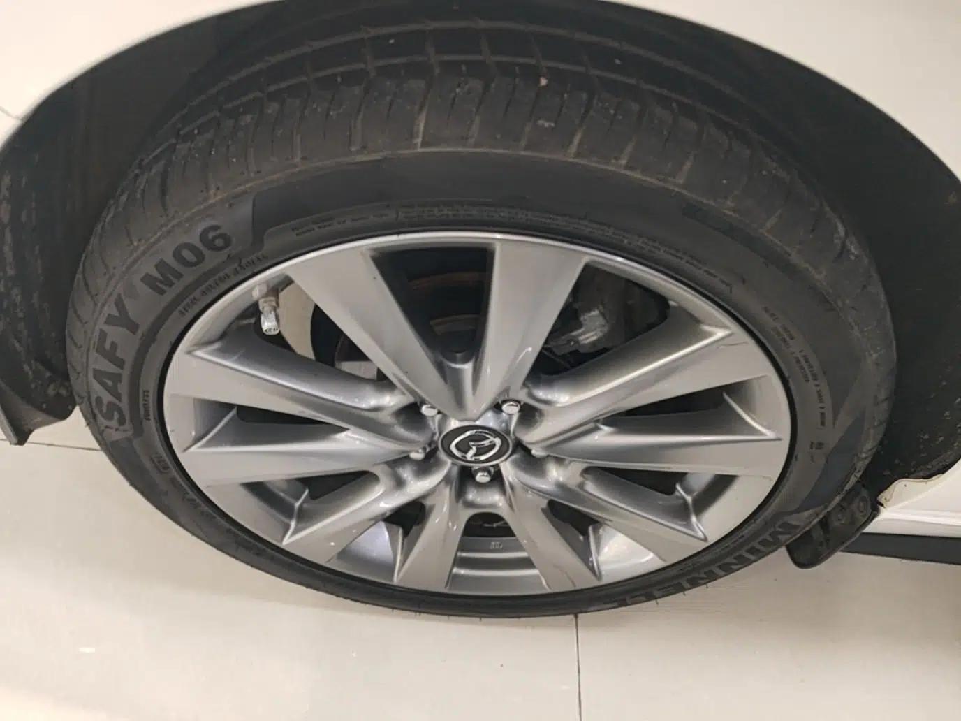 Mazda 3 Axela 2022 2.0L Automatic ZhiXuan Edition — миниатюра 10