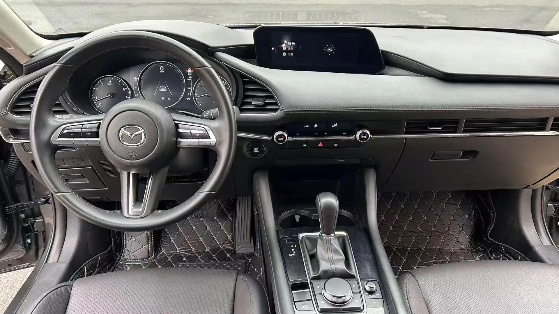 Mazda 3 Axela 2021 2.0L Automatic Zhiya Edition — миниатюра 13