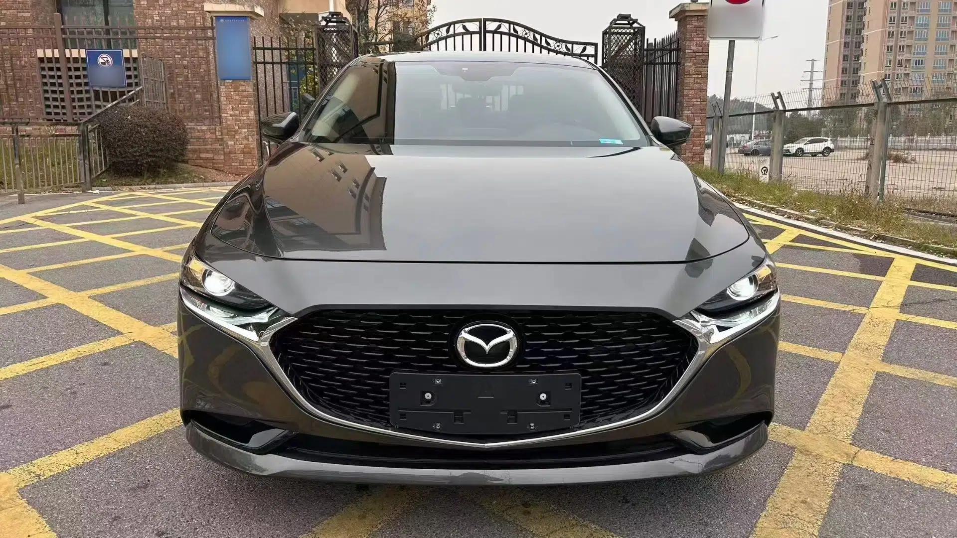 Mazda 3 Axela 2021 2.0L Automatic Zhiya Edition — миниатюра 3