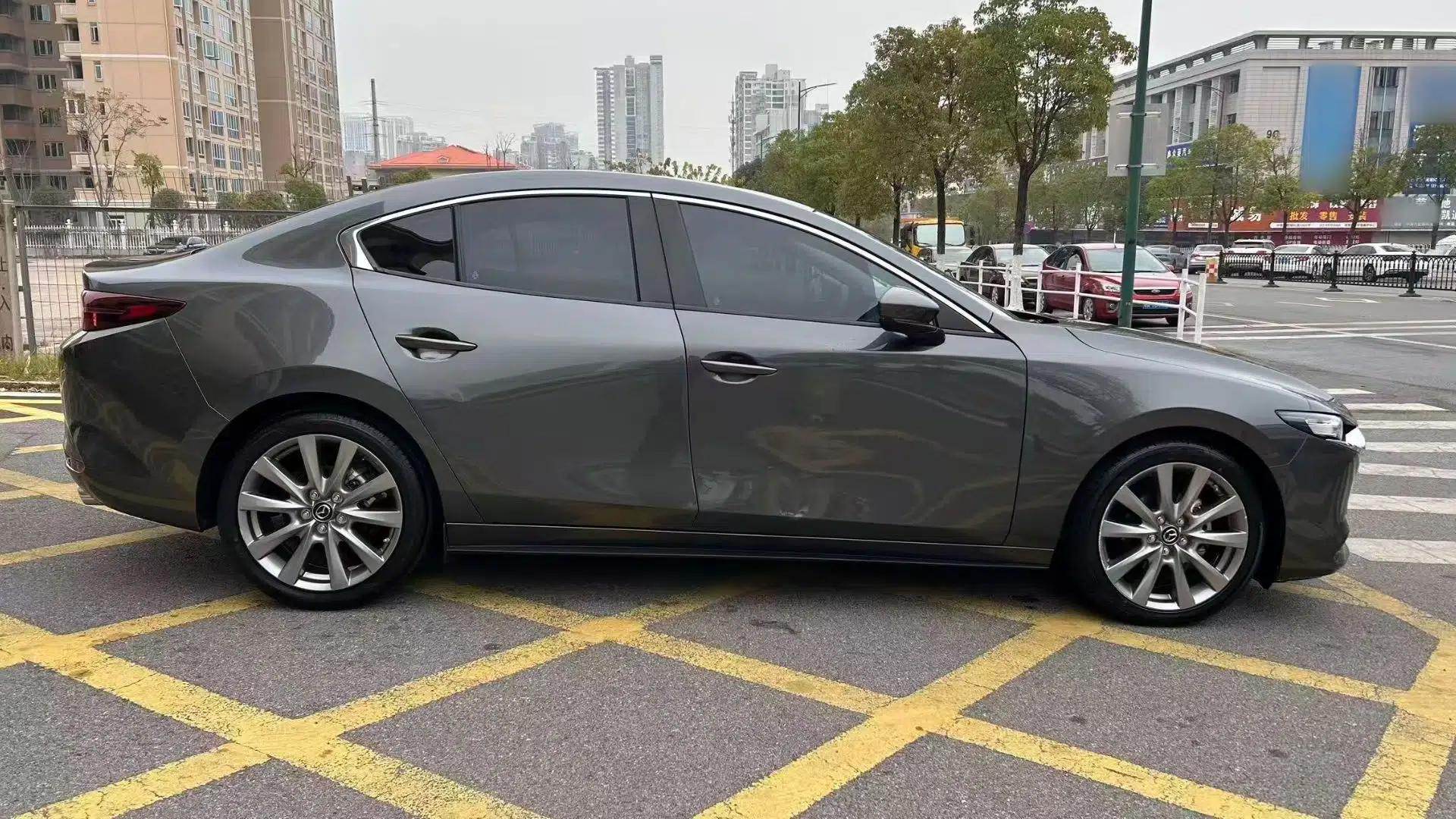 Mazda 3 Axela 2021 2.0L Automatic Zhiya Edition — миниатюра 5