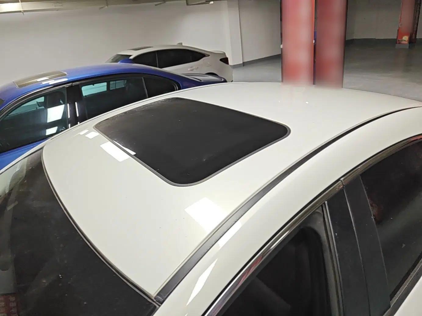 Mazda 3 Axela 2020 1.5L Automatic Zhiyue Sunroof Version — миниатюра 11
