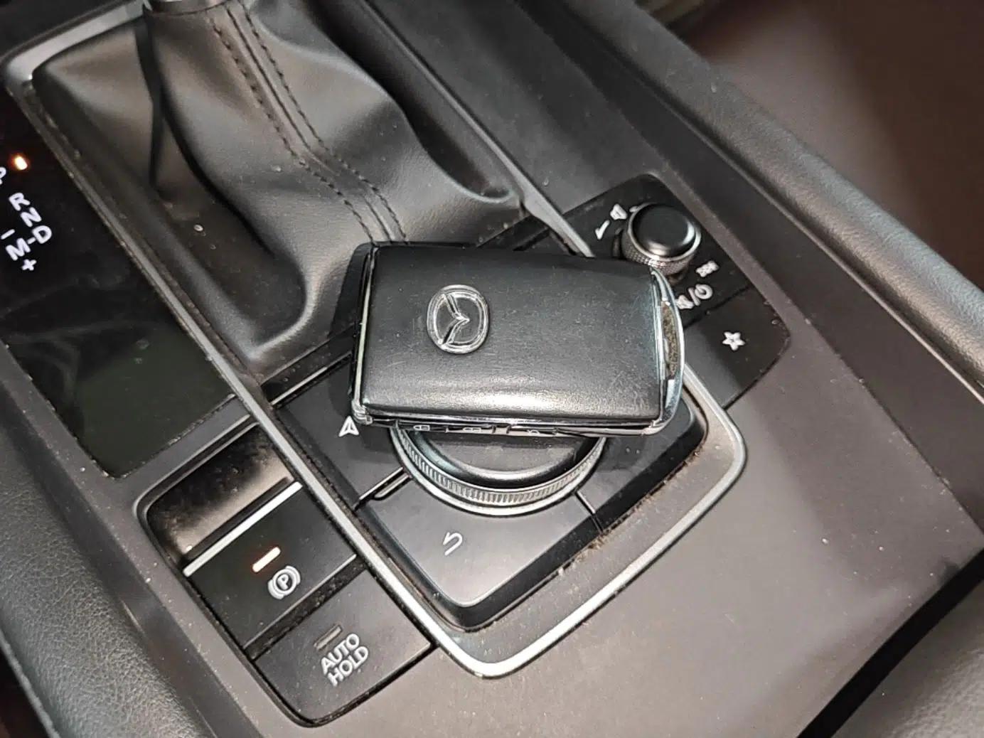 Mazda 3 Axela 2020 1.5L Automatic Zhiyue Sunroof Version — миниатюра 12