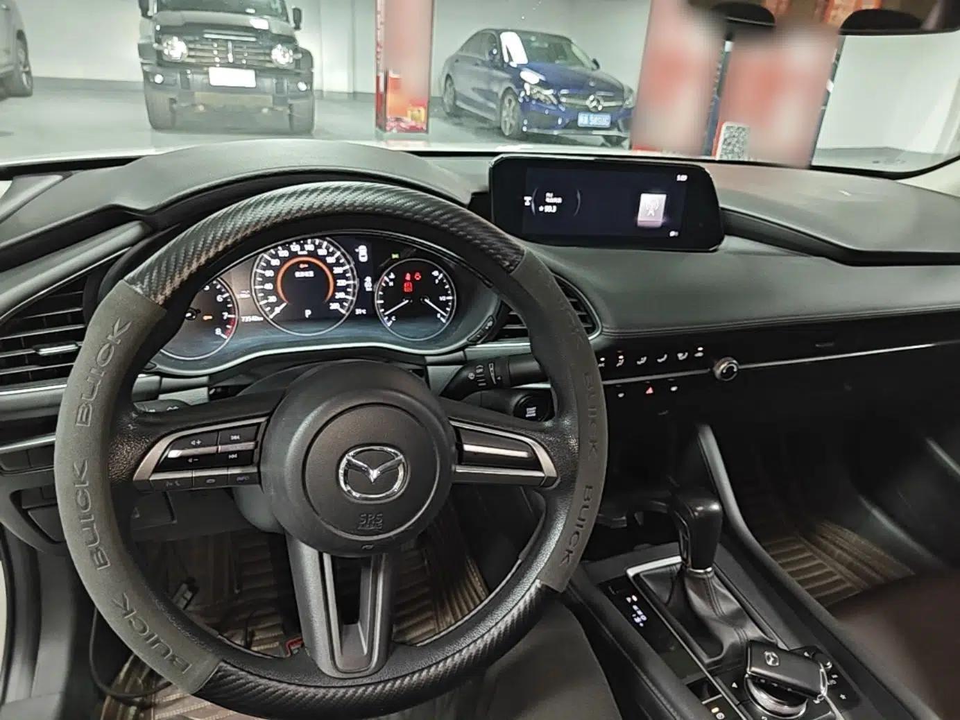 Mazda 3 Axela 2020 1.5L Automatic Zhiyue Sunroof Version — миниатюра 13