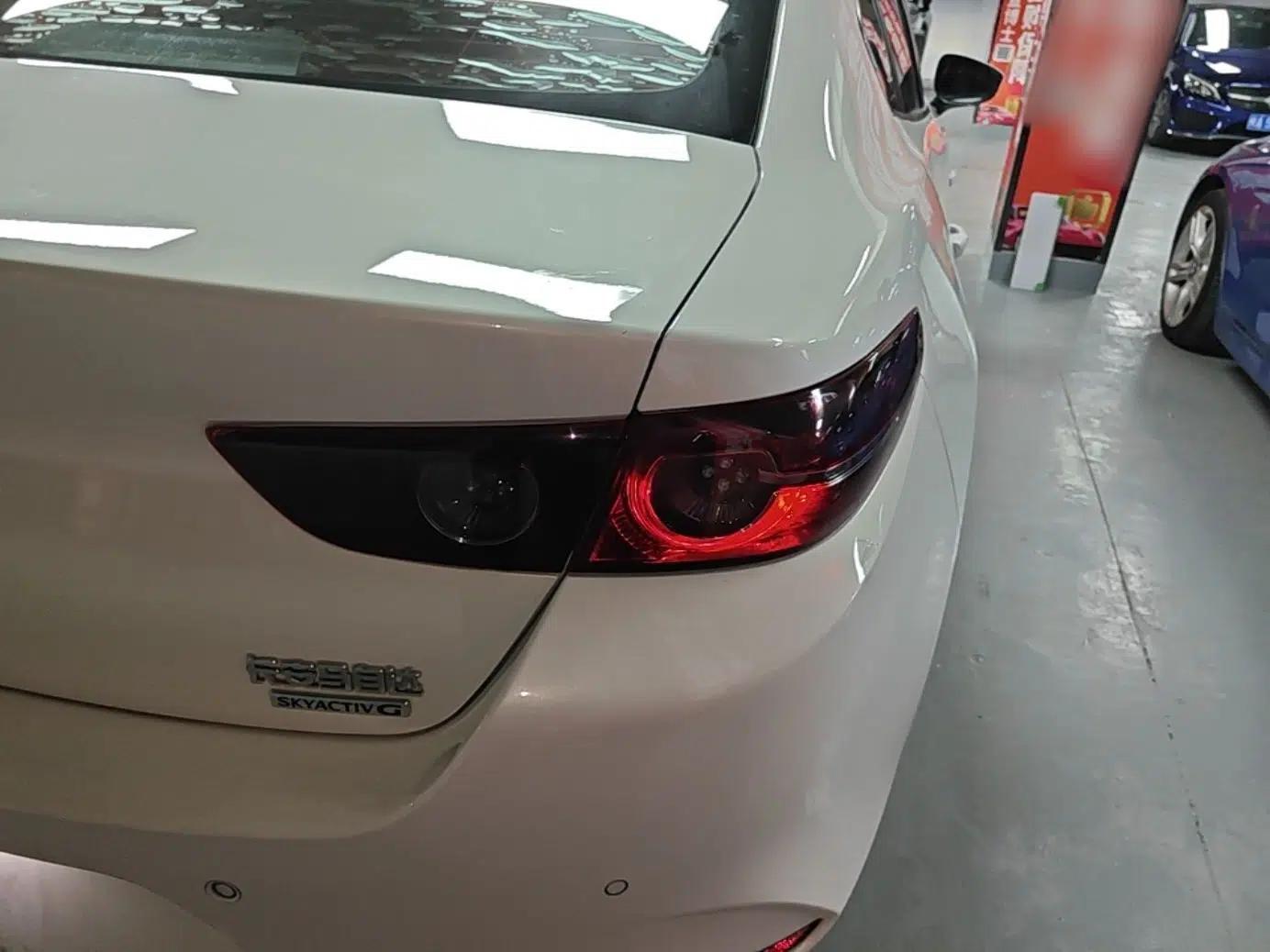 Mazda 3 Axela 2020 1.5L Automatic Zhiyue Sunroof Version — миниатюра 7