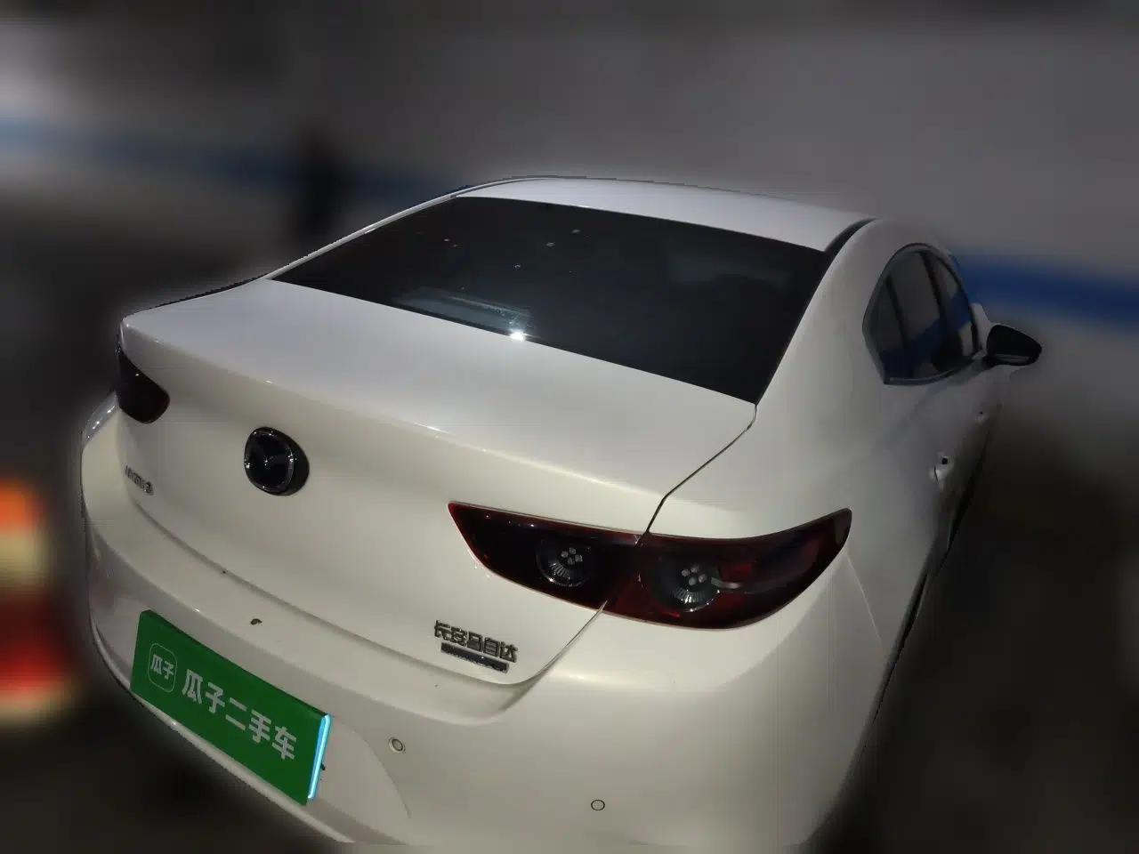 Mazda 3 Axela 2021 2.0L Automatic Zhiya Edition — миниатюра 6