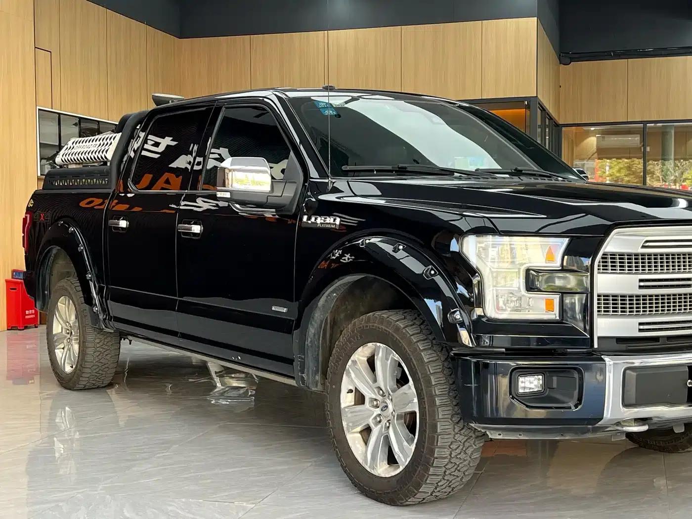 2017 Ford F-150 Raptor 3.5T Raptor Performance Enhanced Edition — миниатюра 11