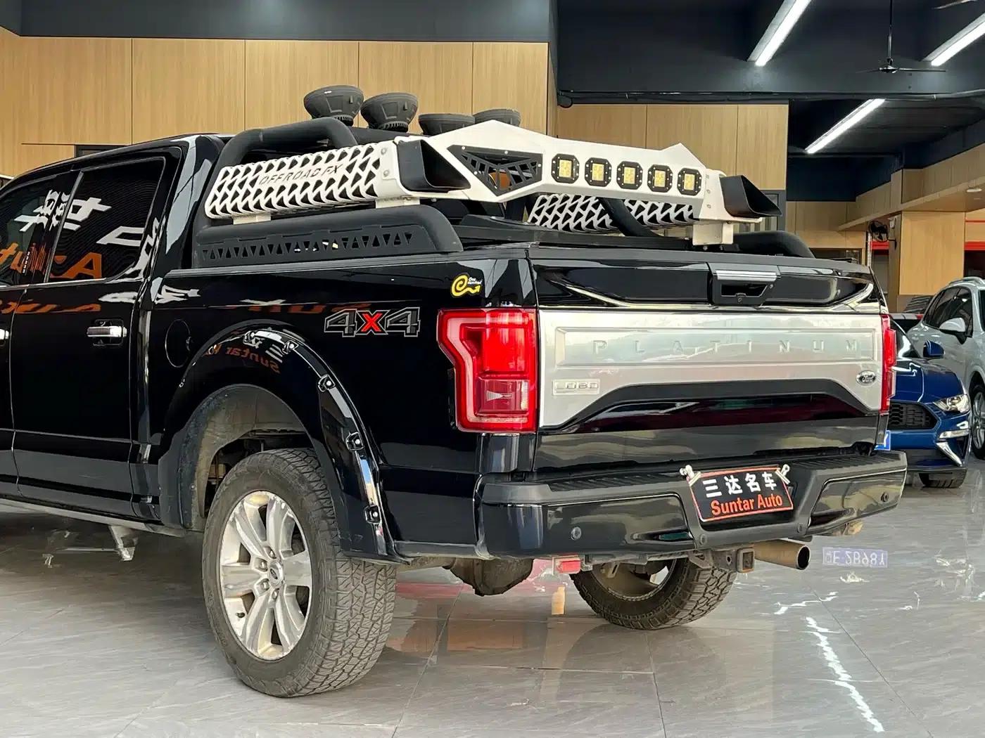 2017 Ford F-150 Raptor 3.5T Raptor Performance Enhanced Edition — миниатюра 16