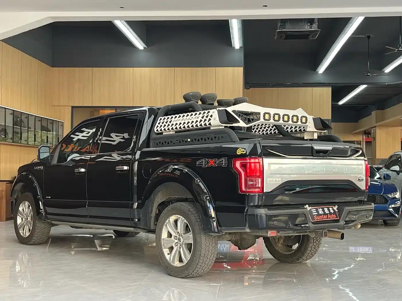 2017 Ford F-150 Raptor 3.5T Raptor Performance Enhanced Edition — миниатюра 4
