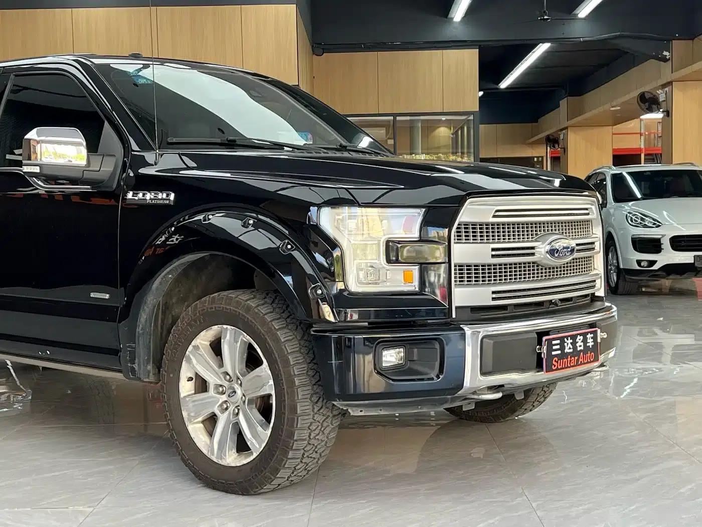 2017 Ford F-150 Raptor 3.5T Raptor Performance Enhanced Edition — миниатюра 10