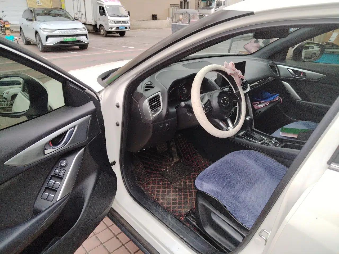 Mazda CX-4 2018 2.0L Automatic Two-Wheel Drive Blue Sky Dynamic Version China VI Standard — миниатюра 17