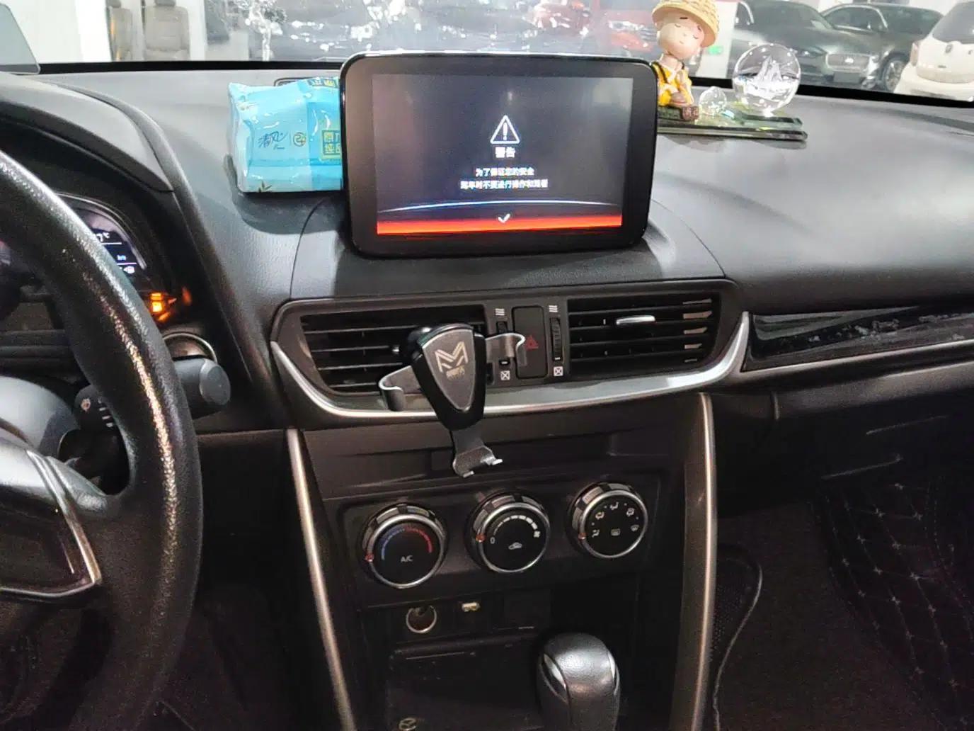 Mazda CX-4 2018 2.0L Automatic Two-Wheel Drive Blue Sky Dynamic Version China VI Standard — миниатюра 16