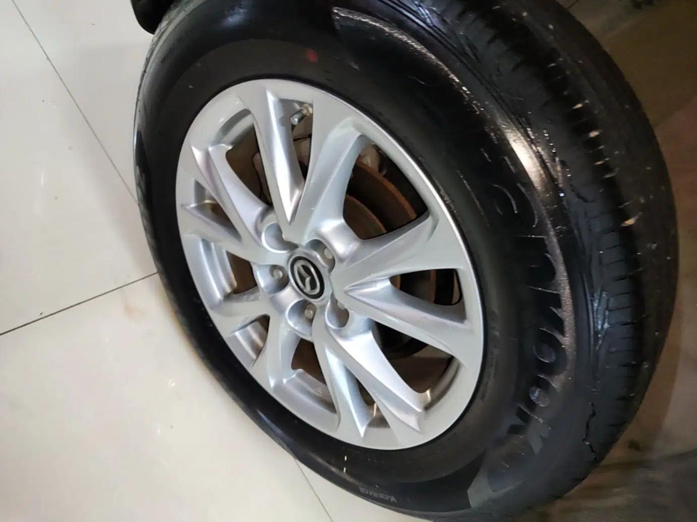 Mazda CX-4 2016 2.0L Automatic 2WD Blue Sky Luxury Edition — миниатюра 10