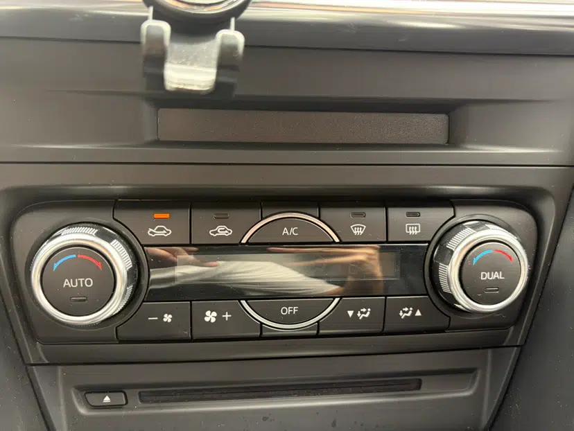 Mazda CX-4 2018 2.0L Automatic Two-Wheel Drive Blue Sky Premium Upgrade Version China VI Standard — миниатюра 22