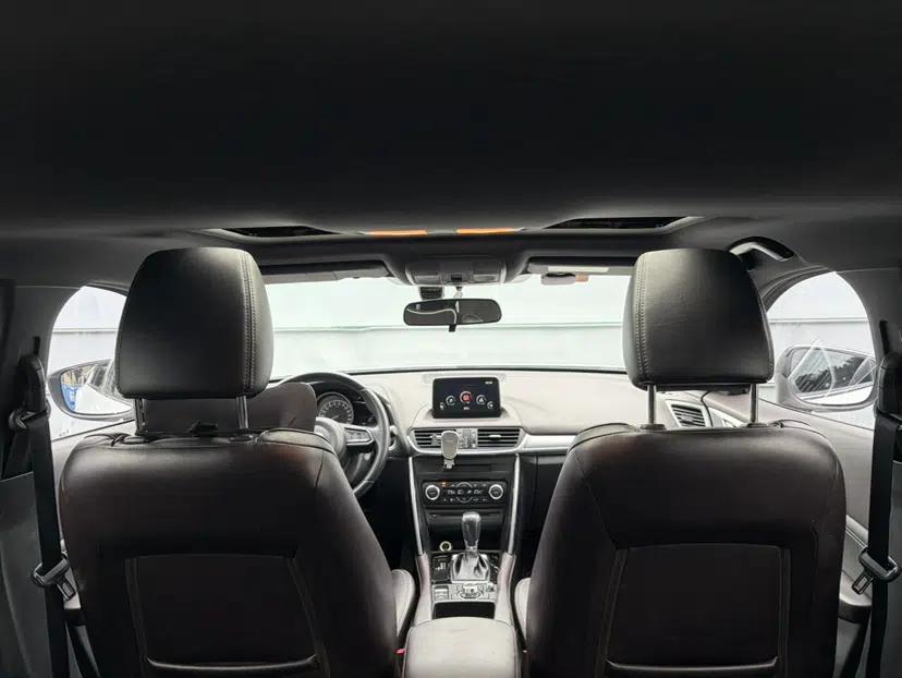 Mazda CX-4 2018 2.0L Automatic Two-Wheel Drive Blue Sky Premium Upgrade Version China VI Standard — миниатюра 29