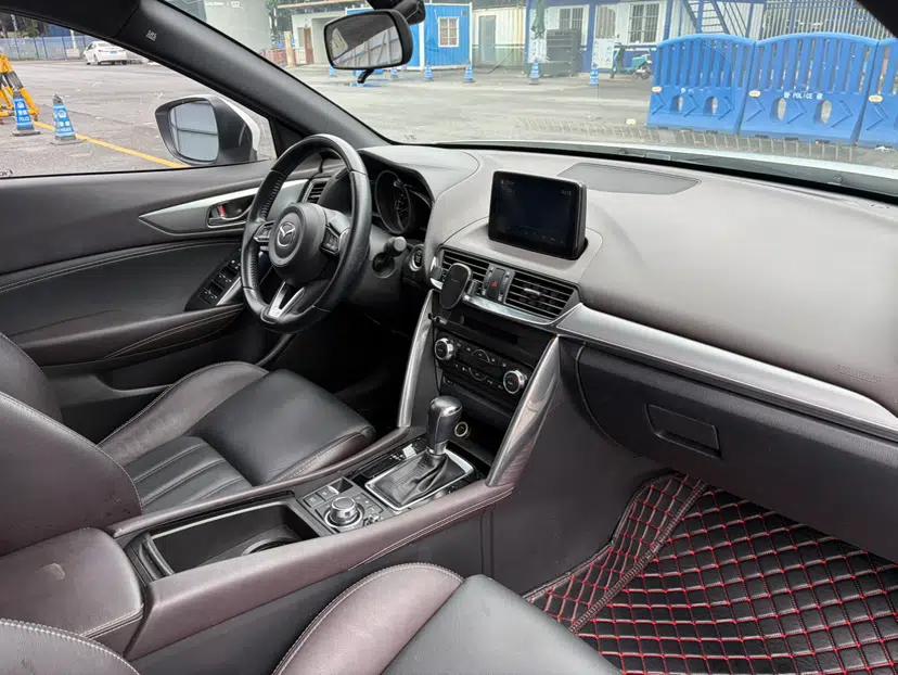Mazda CX-4 2018 2.0L Automatic Two-Wheel Drive Blue Sky Premium Upgrade Version China VI Standard — миниатюра 30